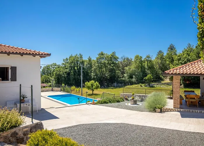 Simici Quiet Peaceful Place With Pool Perfect To Enjoy The Nature * Mošćenička Draga