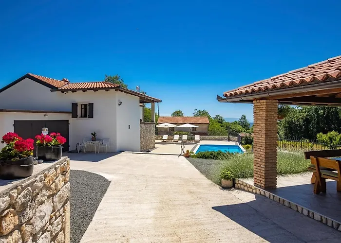 Simici Quiet Peaceful Place With Pool Perfect To Enjoy The Nature Mošćenička Draga