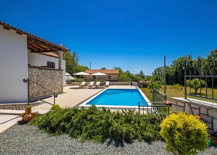 Simici Quiet Peaceful Place With Pool Perfect To Enjoy The Nature